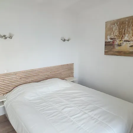 Rue Du Vieux Chateau - Beau F2 Avec Vue Exceptionnelle - Refait A Neuf Menton