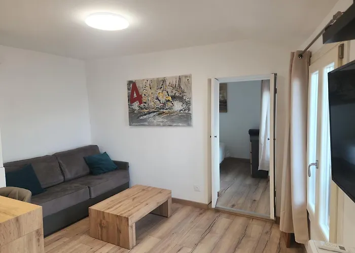 Rue Du Vieux Chateau - Beau F2 Avec Vue Exceptionnelle - Refait A Neuf Daire Menton